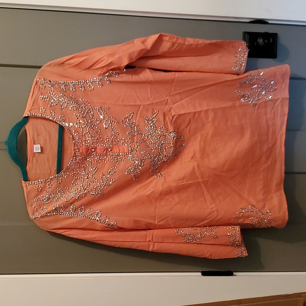 NEW Embellished ladies blouse. NEW Beautiful 100% COTTON
